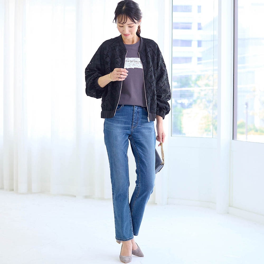 モデル身長173cm／64-91・股下70cm ※写真は撮影用のため股下+6cmになります。