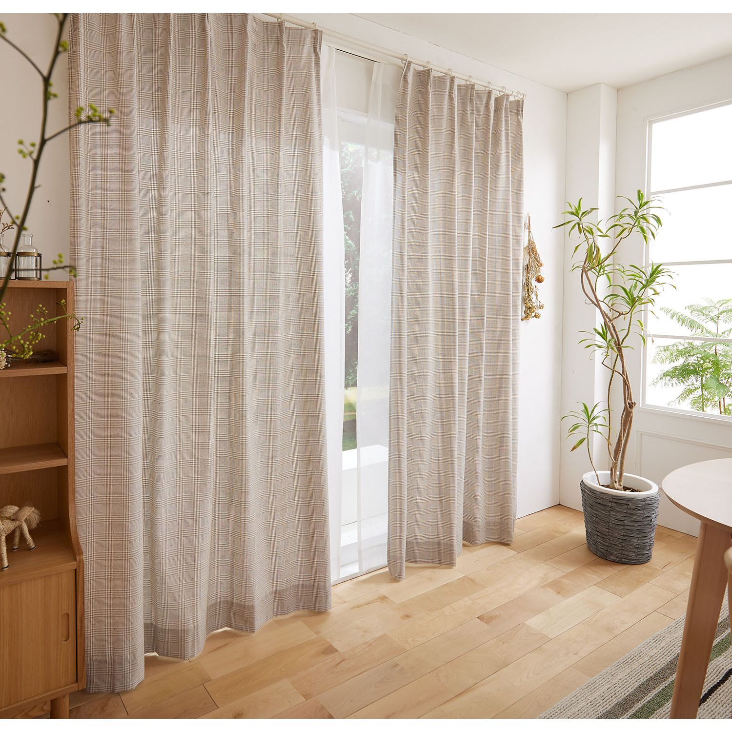 【ベルメゾン】【58サイズ】 素材感のあるグレンチェックカーテン[日本製]
