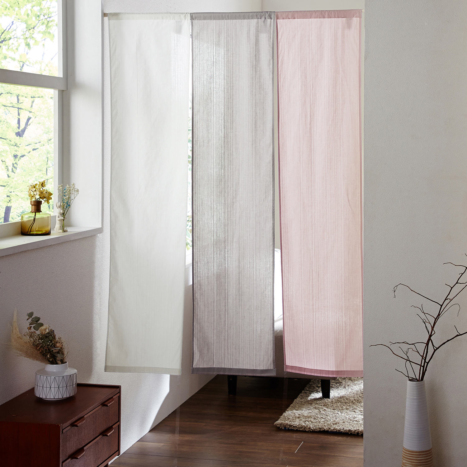 【万葉舎】間仕切りにもなるタペストリーのれん 【万葉舎】間仕切りにもなるタペストリーのれん