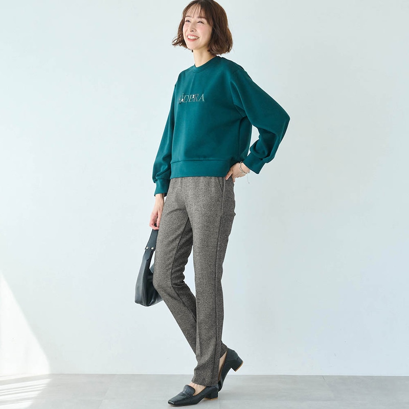 モデル身長169cm／M・股下68cm　※写真は撮影用のため、股下+7cmになります。