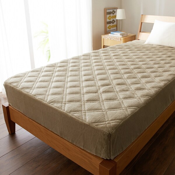 【ベルメゾン】【在庫限りのお買得】 吸湿発熱あったかボックスシーツ型敷きパッド