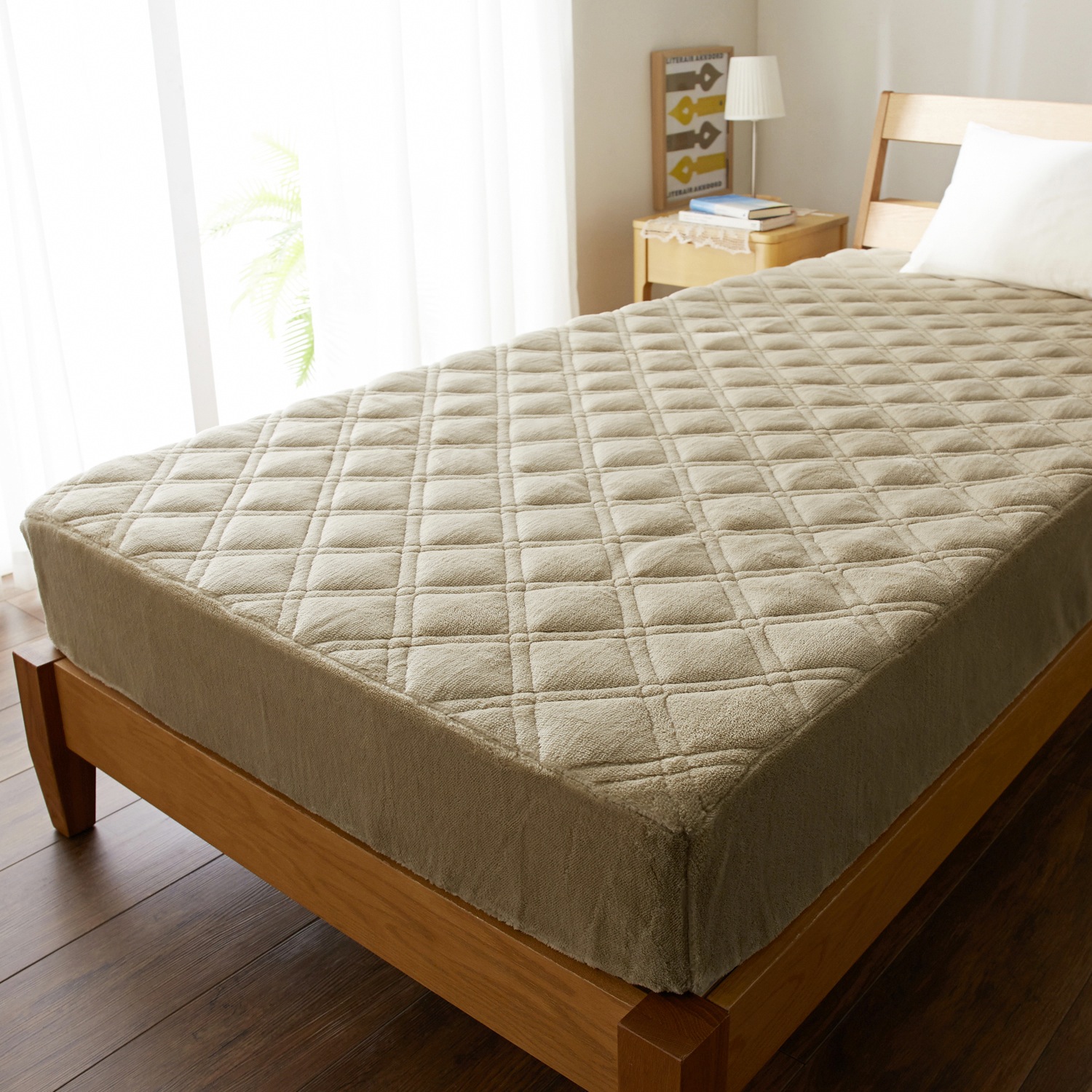 【ベルメゾン】吸湿発熱あったかボックスシーツ型敷きパッド