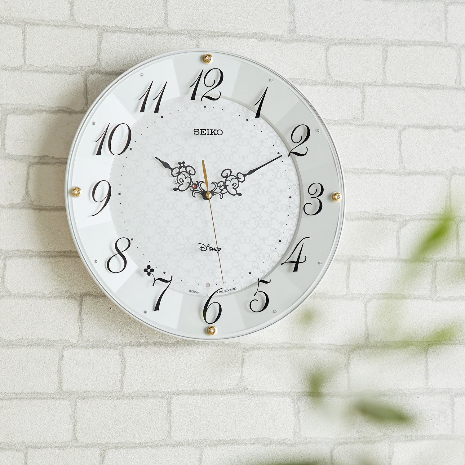 電波掛け時計 ミッキー ミニー ディズニー Disney 通販のベルメゾンネット 電波掛け時計 ミッキー ミニー ディズニー Disney 通販のベルメゾンネット