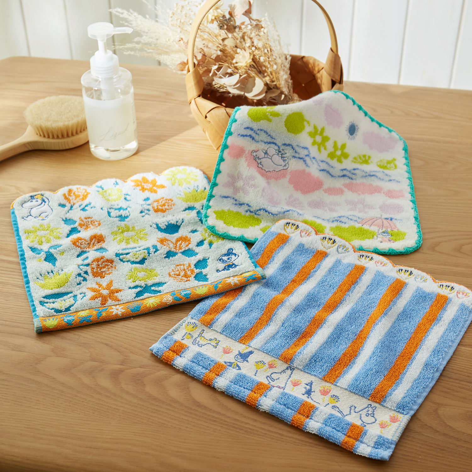 ムーミン 綿素材を使ったタオルハンカチ ムーミン Moomin 通販のベルメゾンネット ムーミン 綿素材を使ったタオルハンカチ ムーミン Moomin 通販のベルメゾンネット