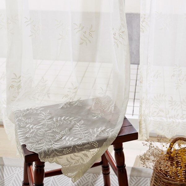 【ベルメゾン】【58サイズ】 木の実と葉っぱを描いたトルコ刺繍レースカーテン