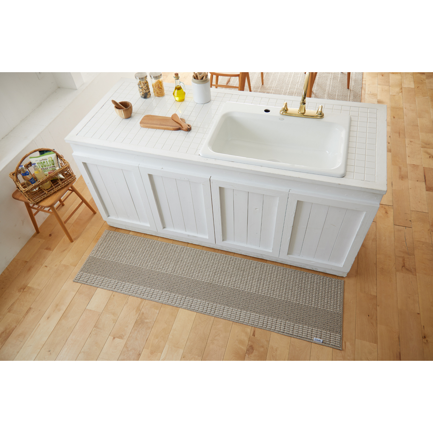 【ベルメゾン】軽くて気軽に洗えるすべりにくいキッチンマット・洗濯ネット付き(ウッド)[日本製]