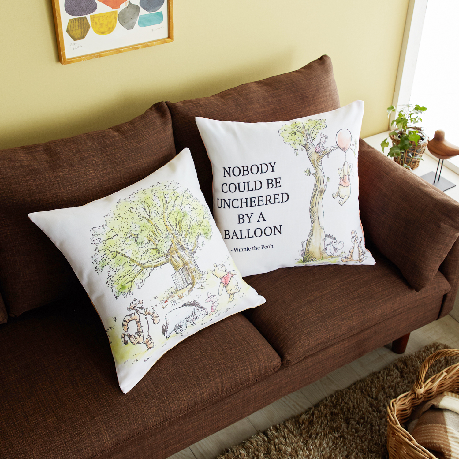 美品 ディズニー クラシックプーさん 枕 クッション くまのプーさん プーさん 枕 美品 ディズニー クラシックプーさん 枕 クッション くまのプーさん プーさん 枕