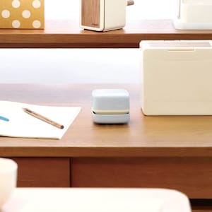 【ベルメゾン】乾電池式卓上ミニクリーナー スージーコロン