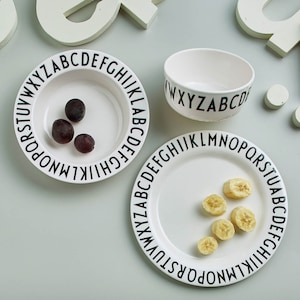 【デザインレターズ/DESIGN LETTERS】アルファベットデザインの食器3点セット イート&ラーンギフトボックス