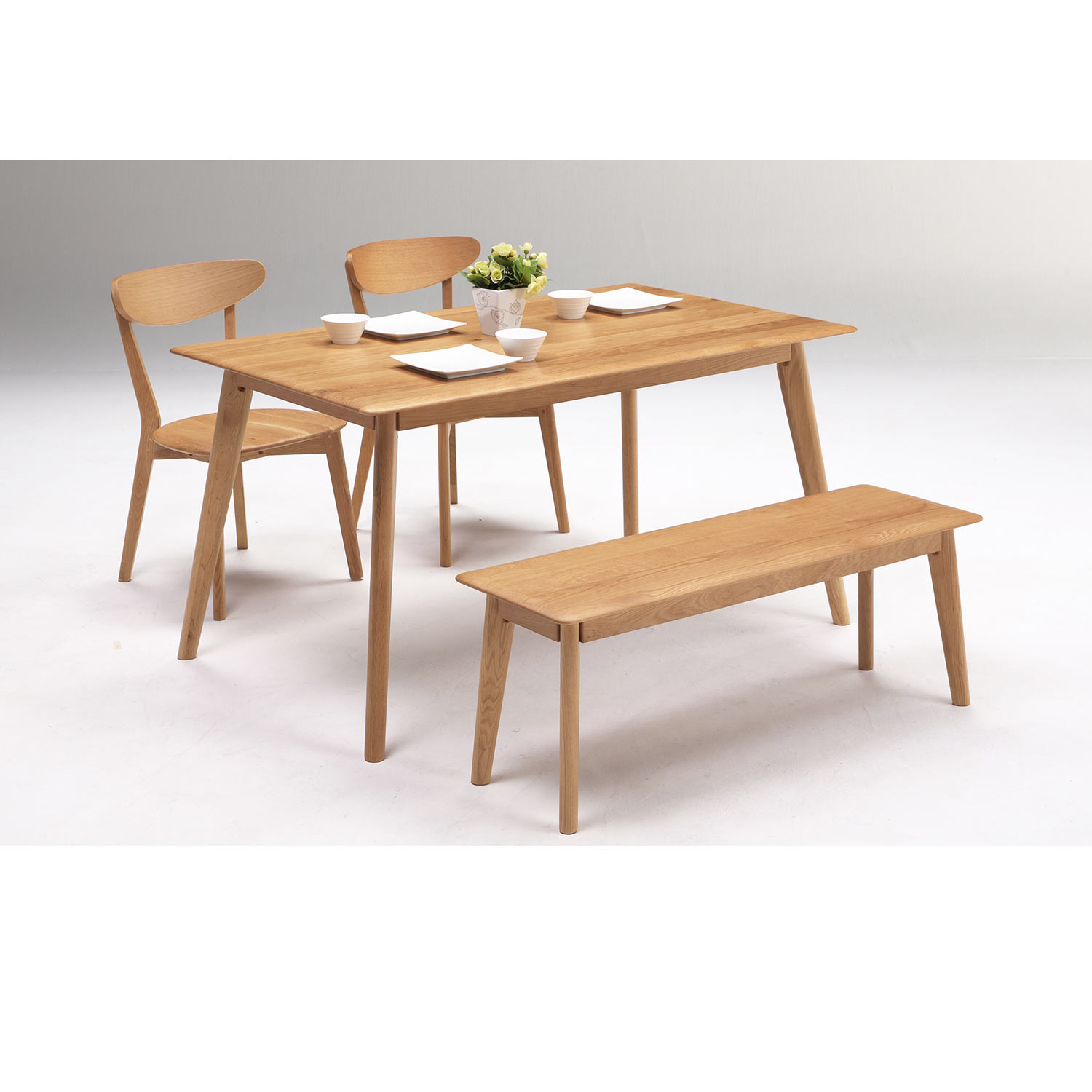 【ベルメゾン】オークの無垢材を贅沢に使用したダイニングベンチ