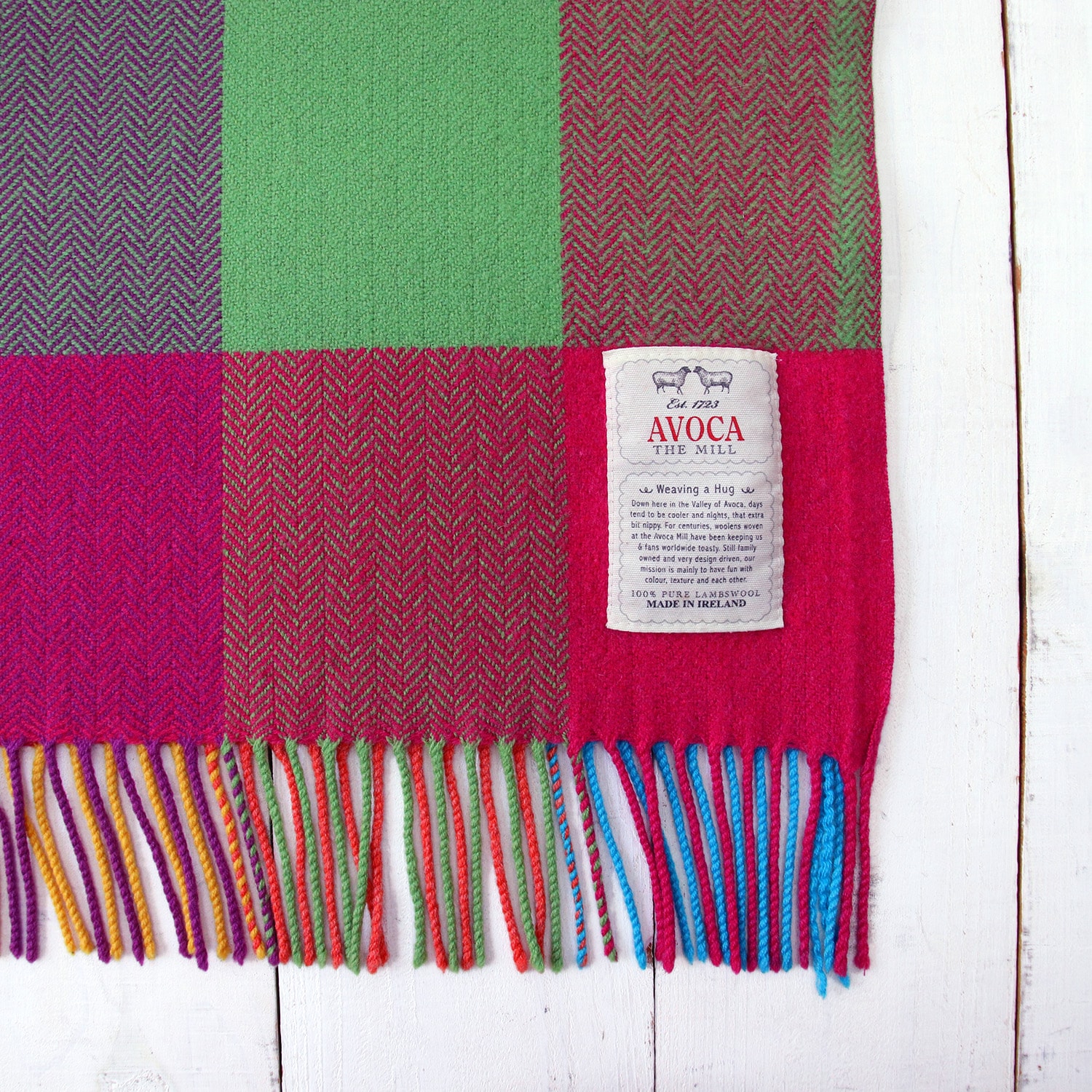 ＬＡＭＢＳＷＯＯＬ　ＴＨＲＯＷ／ストール