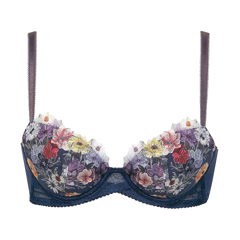 とっておきし新春福袋 ブラ 重力に負けないバストケアBra ３ ４カップブラ E-Fcup bestdream.store