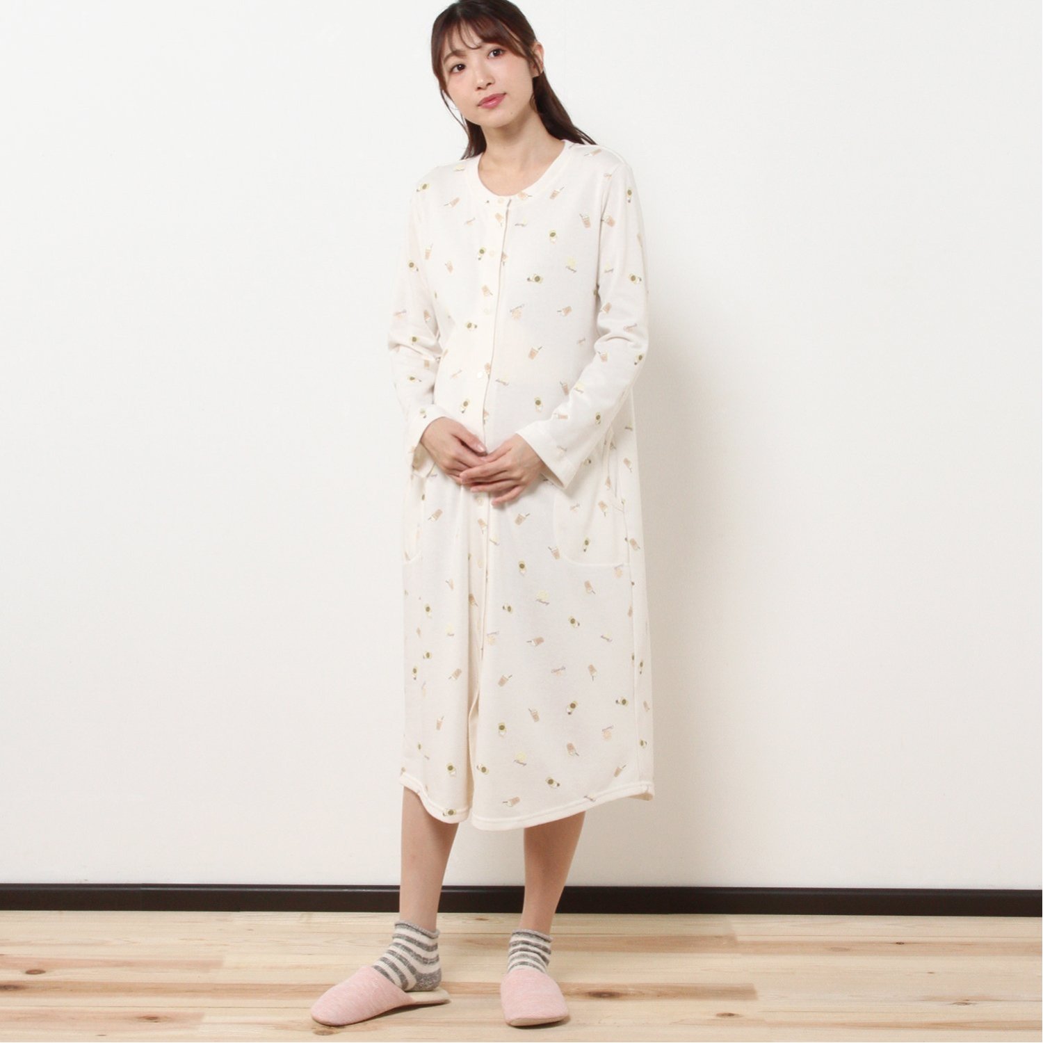 ガーゼ裏毛ジュース柄長袖ワンピースパジャマ マタニティ 産後 通販のベルメゾンネット ガーゼ裏毛ジュース柄長袖ワンピースパジャマ マタニティ 産後 通販のベルメゾンネット