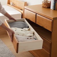 桐素材だから軽くて衣替えがしやすい