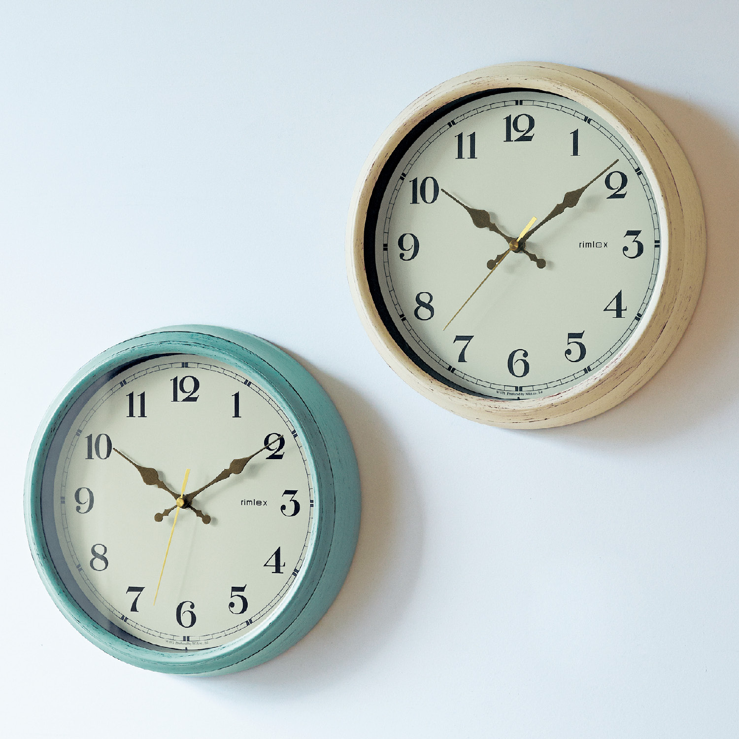 【ベルメゾン】掛け時計(電波時計)「エアリアルレトロ」 【夜間自動秒針停止機能付き】 【ベルメゾン】掛け時計(電波時計)「エアリアルレトロ」 【夜間自動秒針停止機能付き】