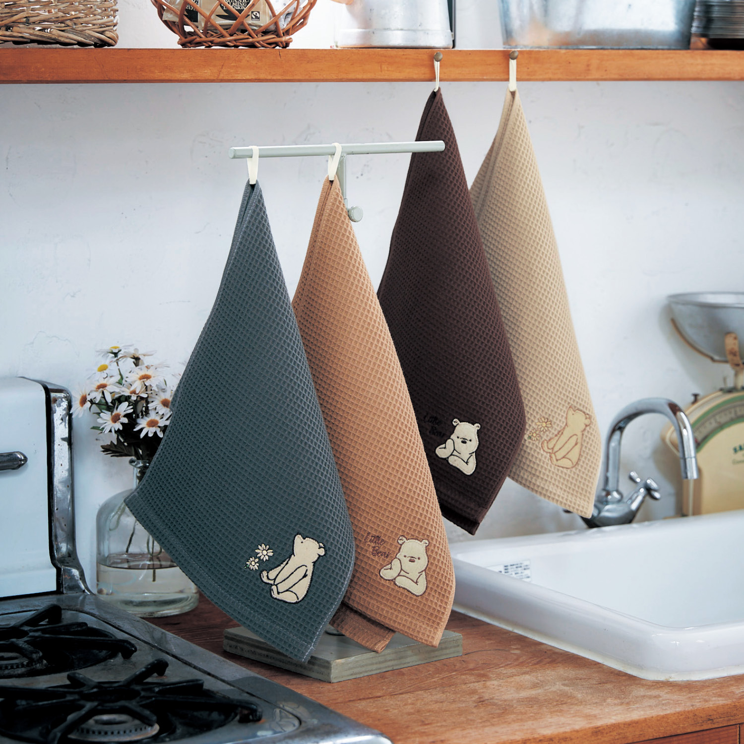 刺繍入りキッチンタオル2色セット クラシック プー ディズニー Disney 通販のベルメゾンネット 刺繍入りキッチンタオル2色セット クラシック プー ディズニー Disney 通販のベルメゾンネット