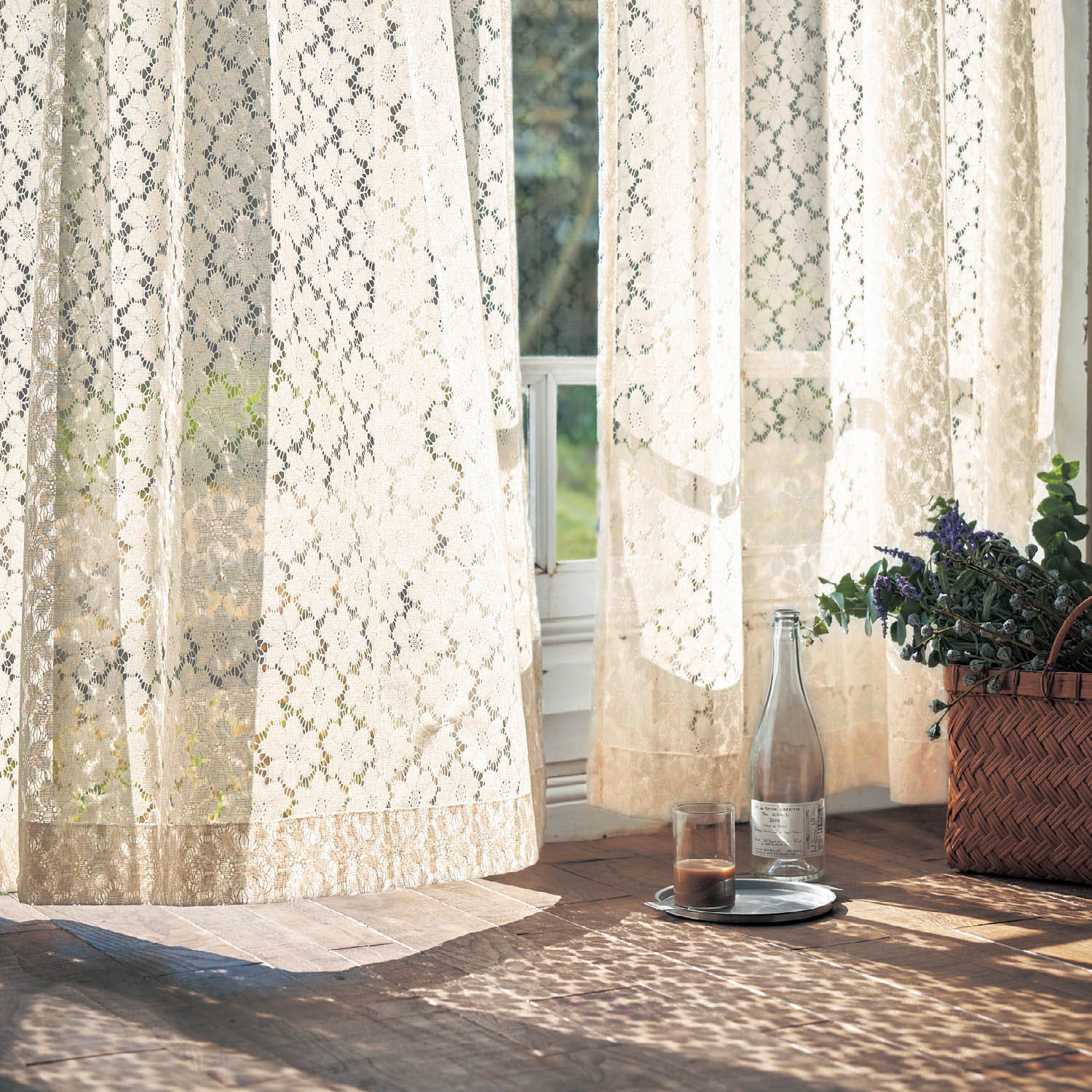 【ベルメゾン】【サイズ合えばお買得】 お花柄のレースカーテン