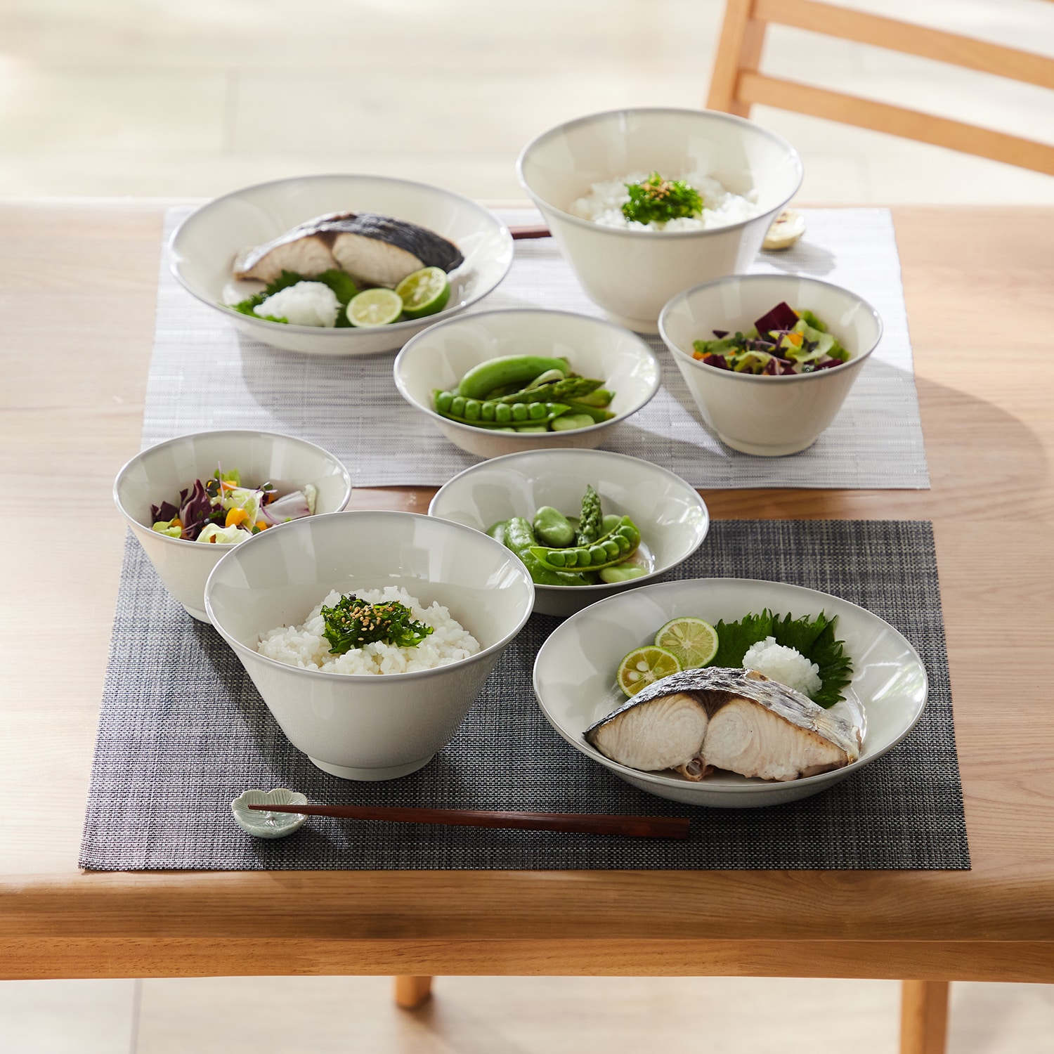 おいしく食べる新生活用食器２色４種８ピースセット 美濃焼［日本製