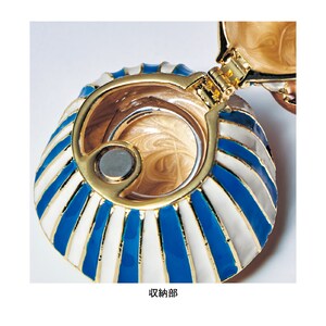 ブルー／中にピアスや指輪などちょっとしたアクセサリーをしまうことができます