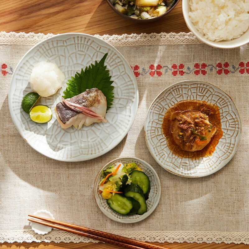 和食の食卓にも似合います