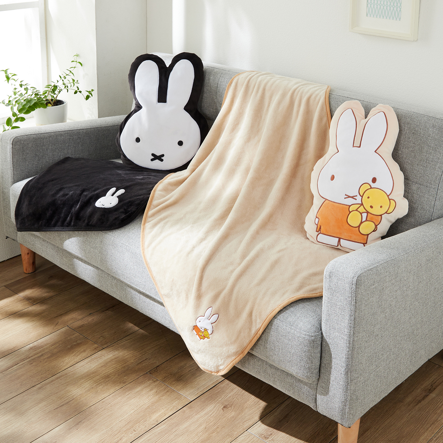 ブランケットインクッション ミッフィー ミッフィー Miffy 通販のベルメゾンネット ブランケットインクッション ミッフィー ミッフィー Miffy 通販のベルメゾンネット