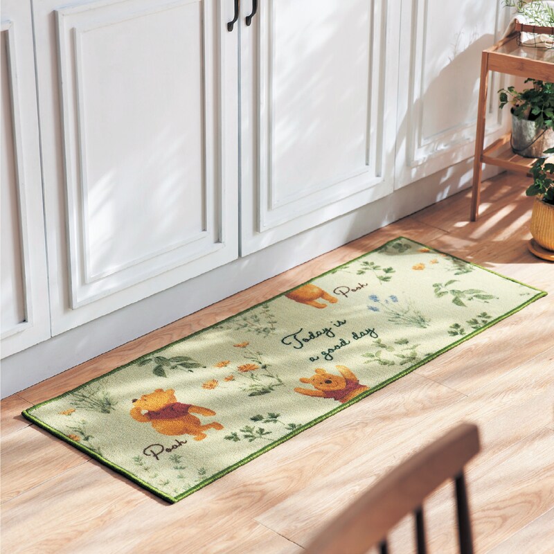 汚れが落ちやすいプリントキッチンマット くまのプーさん ディズニー Disney 通販のベルメゾンネット