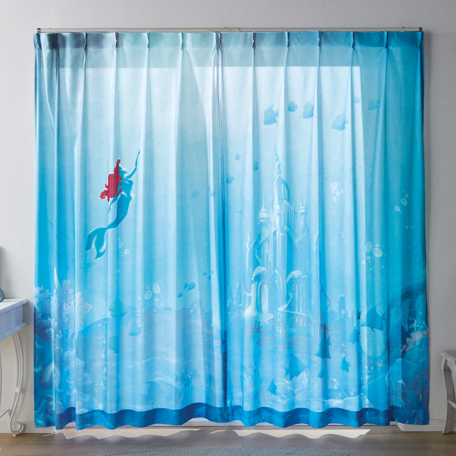 一枚絵のようなUVカット・遮熱・遮像ボイルカーテン(選べるキャラクター) <2枚組>(ディズニー/Disney) 一枚絵のようなUVカット・遮熱・遮像ボイルカーテン(選べるキャラクター) <2枚組>(ディズニー/Disney)