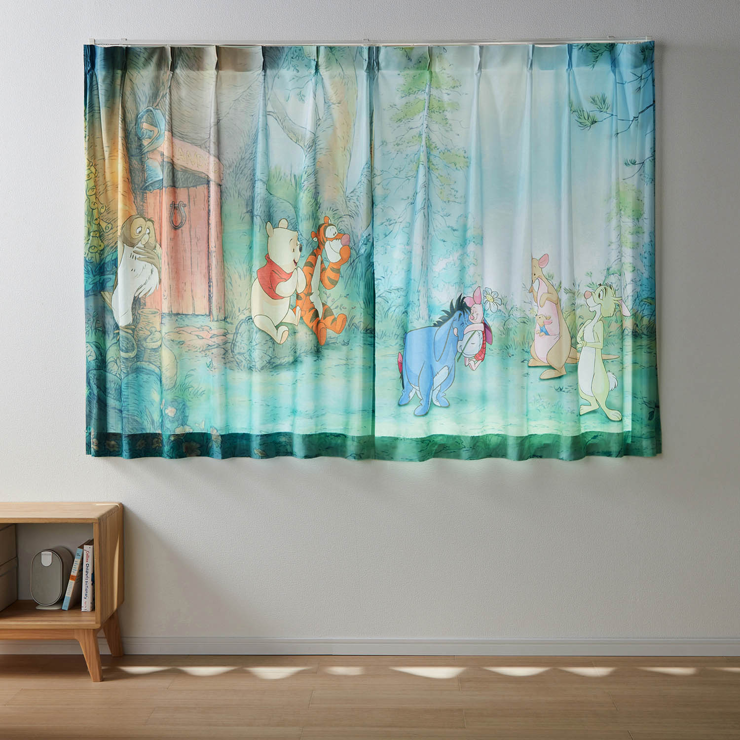 一枚絵のようなUVカット・遮熱・遮像ボイルカーテン(選べるキャラクター) <2枚組>(ディズニー/Disney) 一枚絵のようなUVカット・遮熱・遮像ボイルカーテン(選べるキャラクター) <2枚組>(ディズニー/Disney)