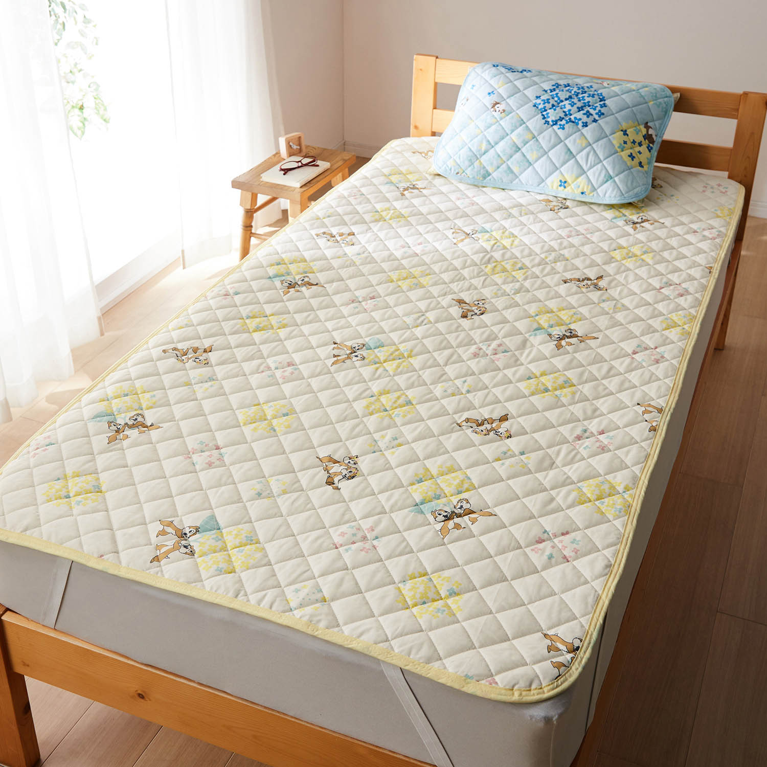 綿素材を使った枕パッド 敷きパッドセット チップ デール ディズニー Disney 通販のベルメゾンネット 綿素材を使った枕パッド 敷きパッドセット チップ デール ディズニー Disney 通販のベルメゾンネット