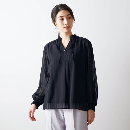 【3月31日(金)販売終了】 デザイン襟の裏カットソー付きブラウス