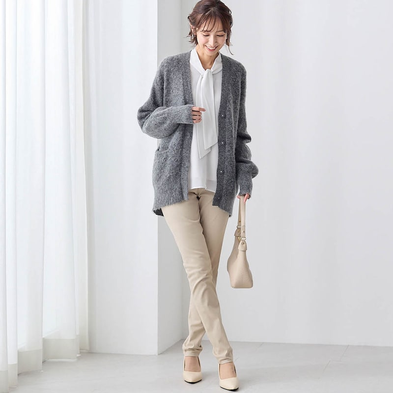 モデル身長169cm／64-91・股下72cm ※写真は撮影用のため股下+8cm＜グレージュ＞