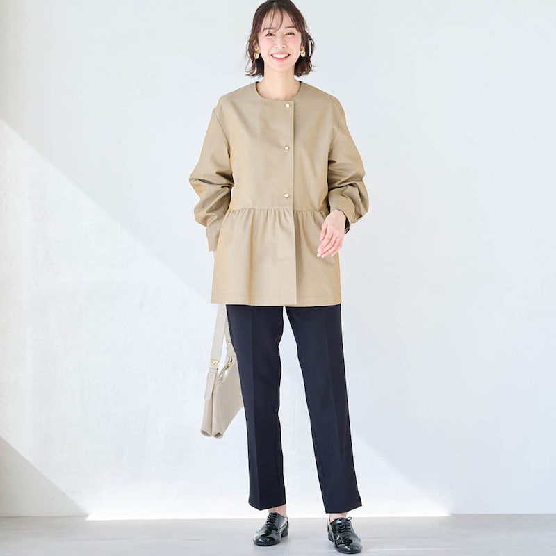 モデル身長169cm／M ※写真は撮影用のため股下+6cmになります。