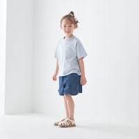 ブルー（デニム）／モデル身長111cm・110サイズ着用