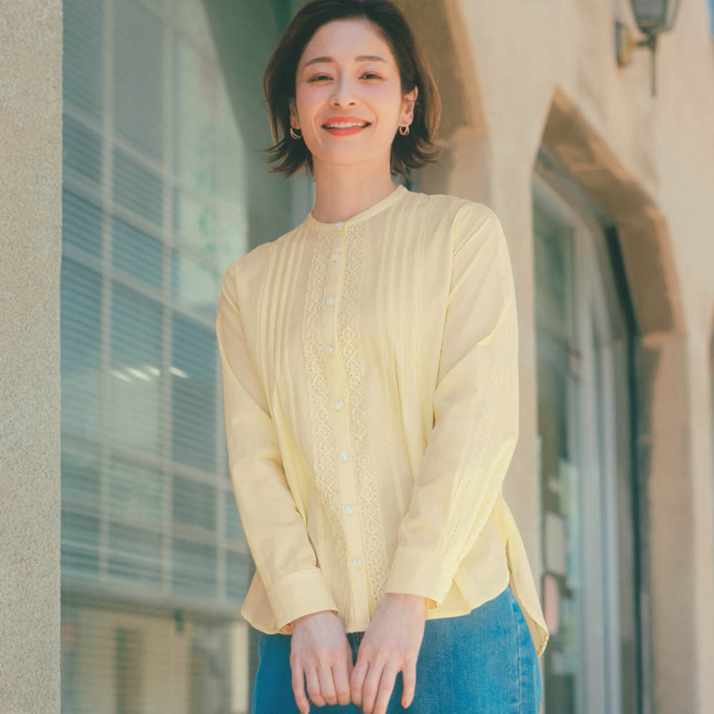 【花笑むとき/hana emu toki】レースと刺しゅう使いのやわらかブラウス 【花笑むとき/hana emu toki】レースと刺しゅう使いのやわらかブラウス