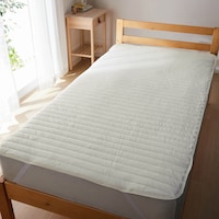 オフホワイト※商品に色が近い画像です。ただし照明やモニター環境により色の見え方が異なります。