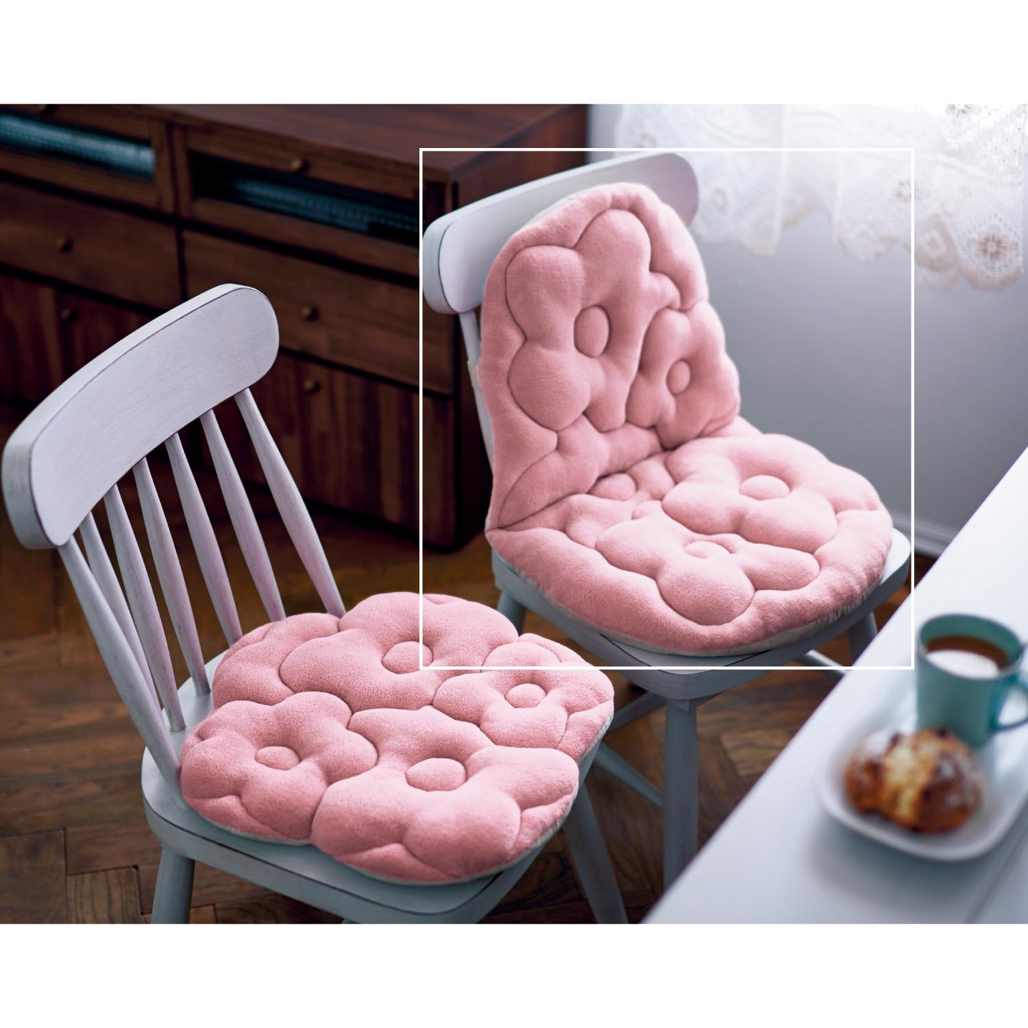 【ベルメゾン】もこもこ立体のお花ダブルクッション 【ベルメゾン】もこもこ立体のお花ダブルクッション