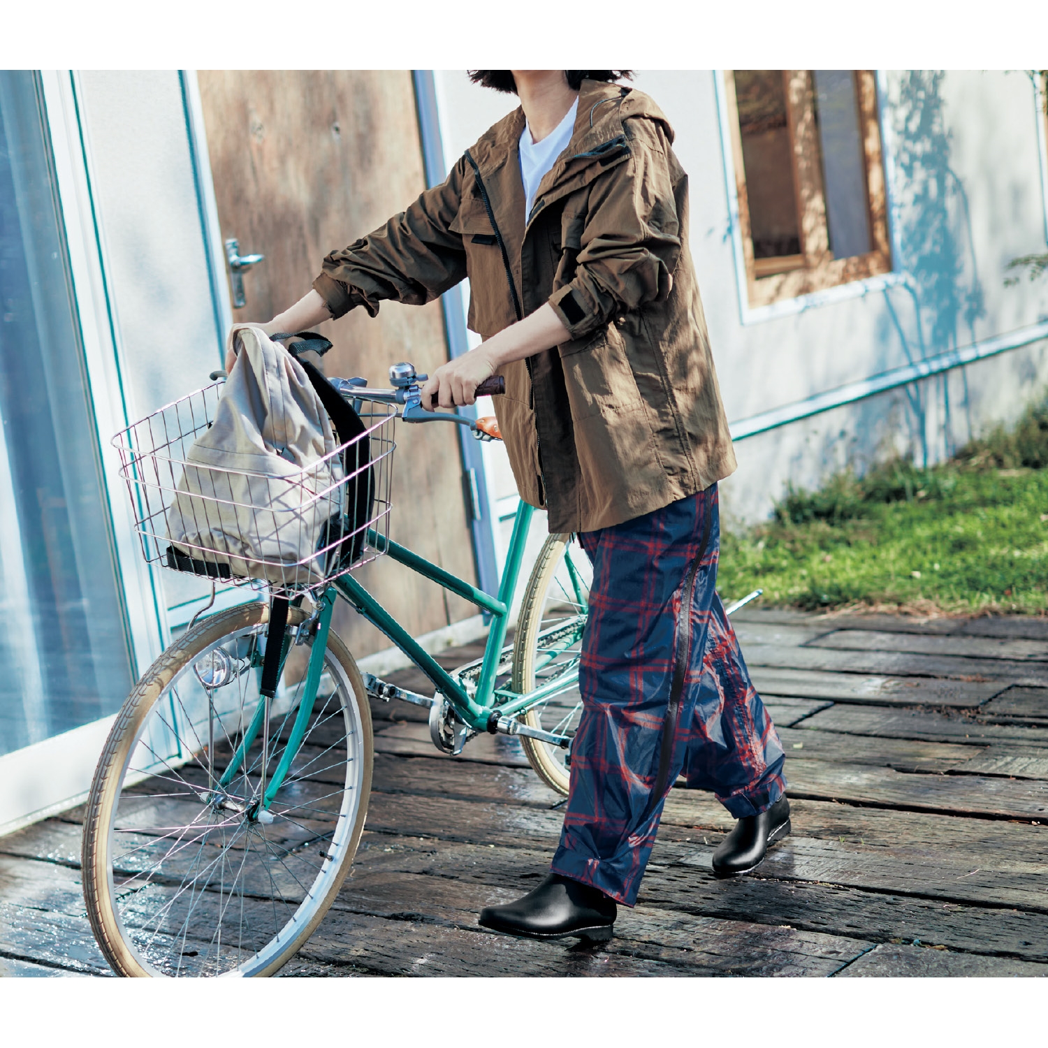 ズボンの上から簡単に装着できるレインパンツ 夏の超最強 超最強 通販のベルメゾンネット ズボンの上から簡単に装着できるレインパンツ 夏の超最強 超最強 通販のベルメゾンネット