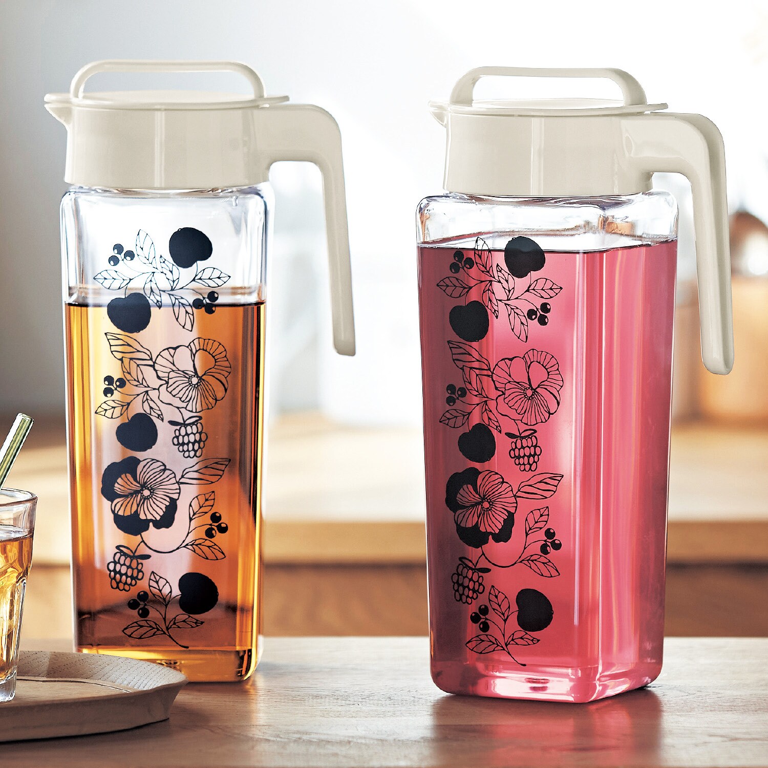 北欧デザイン調の冷水筒・麦茶ポット［日本製］ ＜約２．１Ｌ＞｜通販 