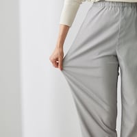 ハイストレッチ素材で動きやすい