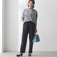 モデル身長168cm／M　※写真は撮影用のため股下+6cmになります。
