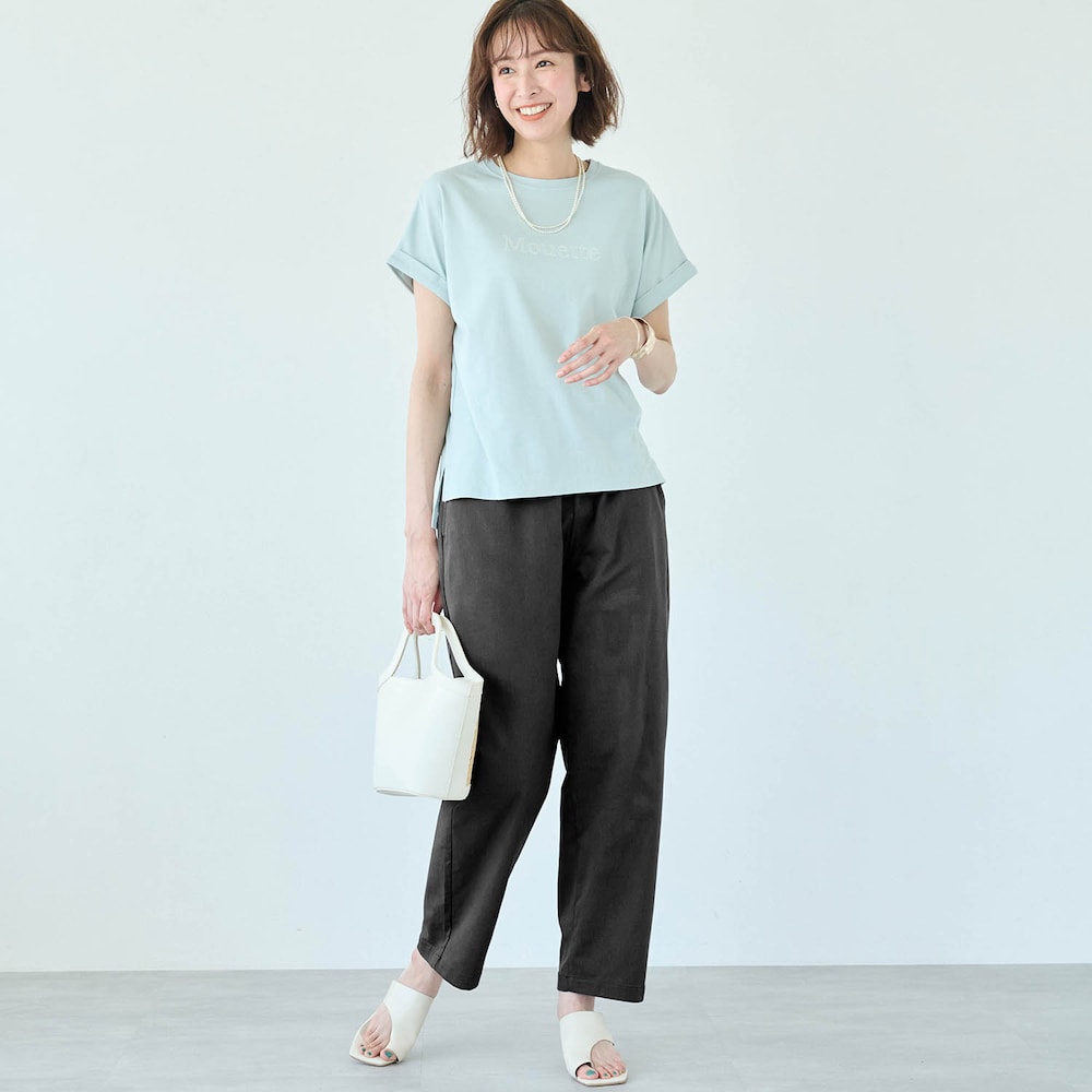モデル身長169cm／M　※写真は撮影用のため股下+6cmになります。