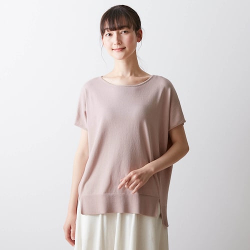 Tシャツ見えニット