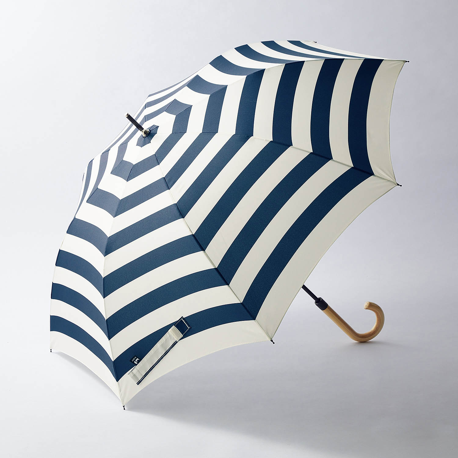 【ベルメゾン】すっぽり大きめ晴雨兼用ジャンプ傘