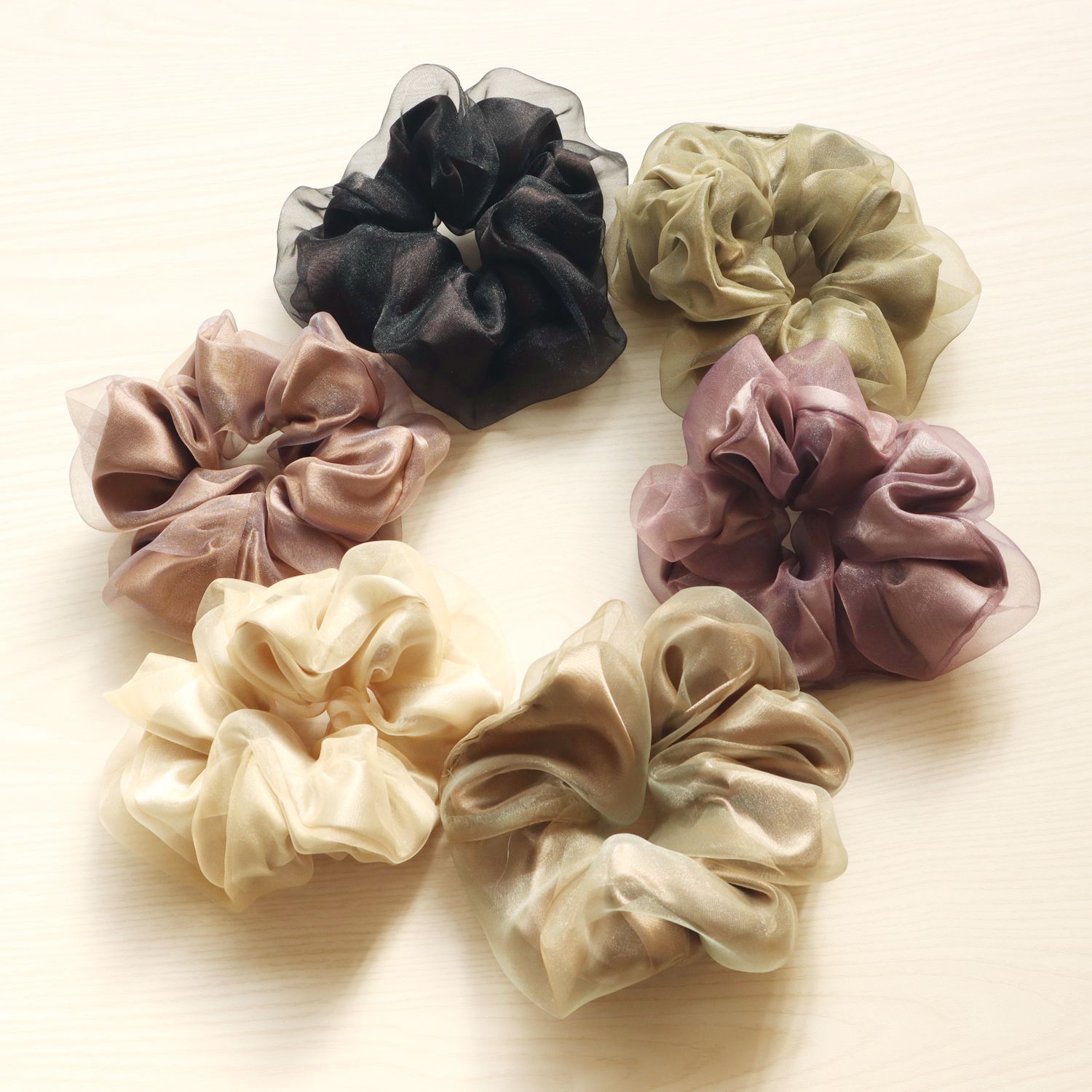 6色展開 くすみカラーが大人可愛いシュシュ 日本製 通販のベルメゾンネット 6色展開 くすみカラーが大人可愛いシュシュ 日本製 通販のベルメゾンネット