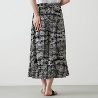 モデル身長168cm／M