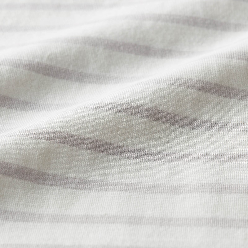 繰り返しの洗濯にも強い撚糸で編まれた綿100％素材
