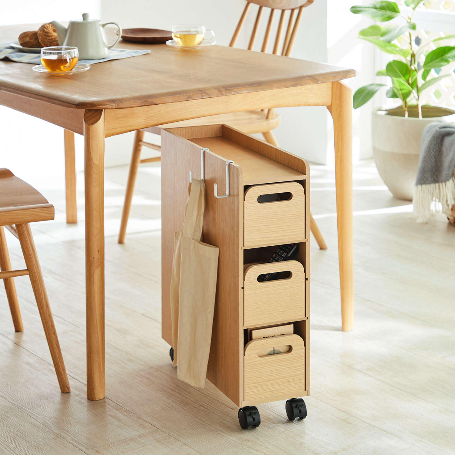 【ベルメゾン】ダイニング下スリムワゴン 【ベルメゾン】ダイニング下スリムワゴン