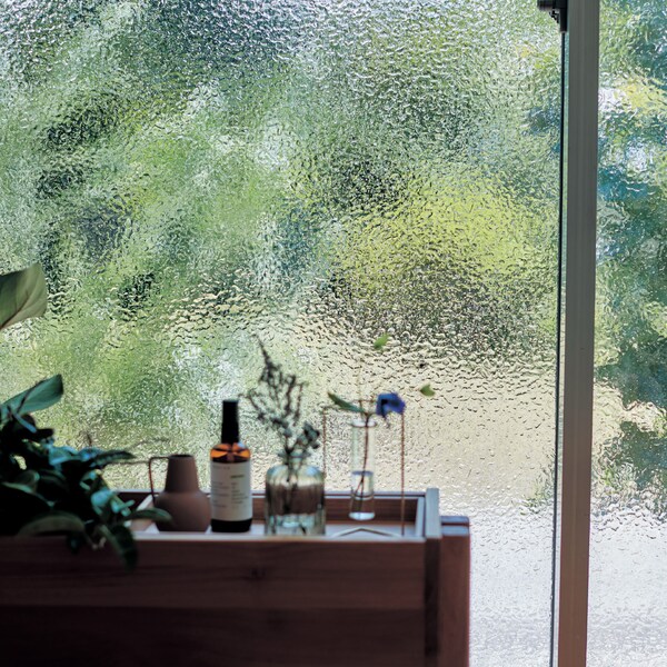 【BELLE MAISON DAYS】琉球ガラスのような泡入りのUVカット機能付き窓ガラスシート2枚セット【日本製】