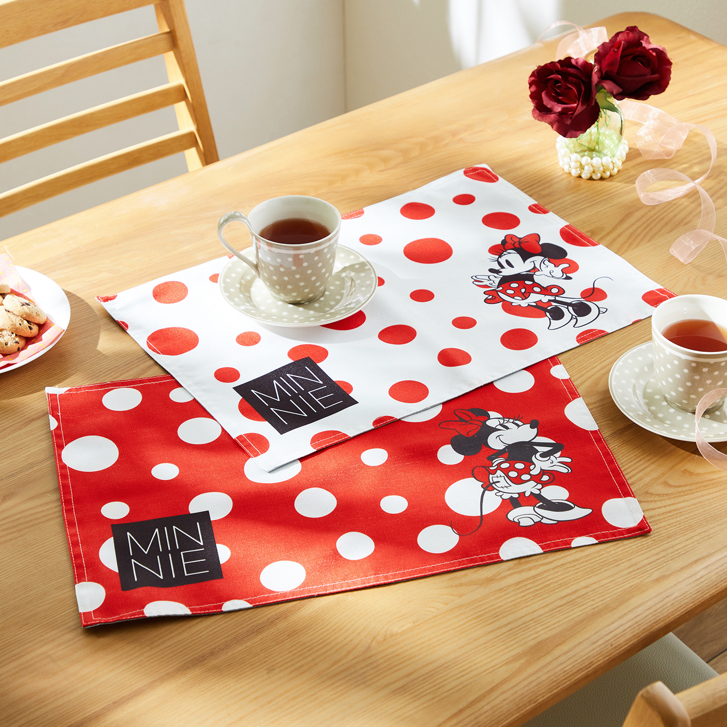 リバーシブルで使える撥水ランチョンマット2柄セット ミニーマウス ディズニー Disney 通販のベルメゾンネット リバーシブルで使える撥水ランチョンマット2柄セット ミニーマウス ディズニー Disney 通販のベルメゾンネット