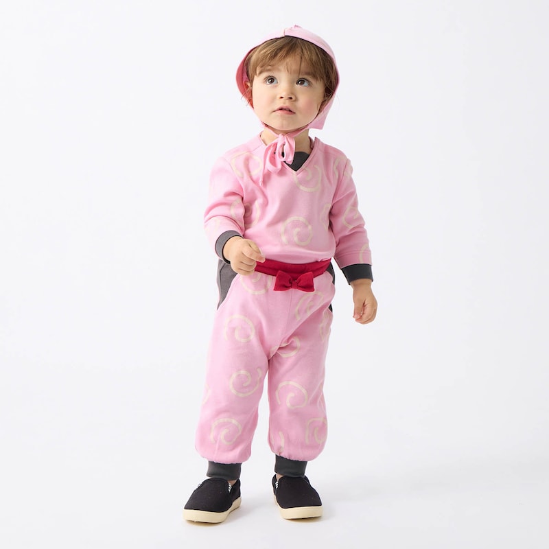 ピンク（くの一総柄）／モデル身長80cm・80サイズ着用・体重11kg